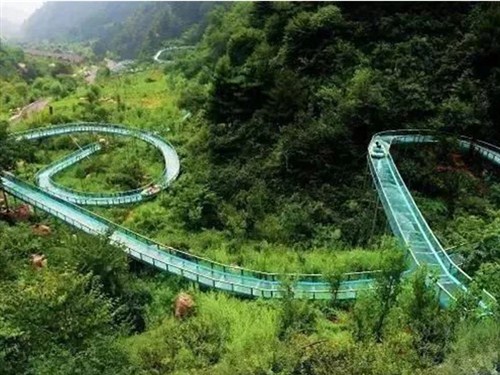 空中玻璃河道漂流